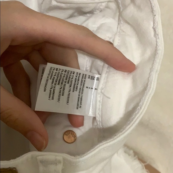 American Eagle Hi-Rise Shorts - Picture 3 of 3